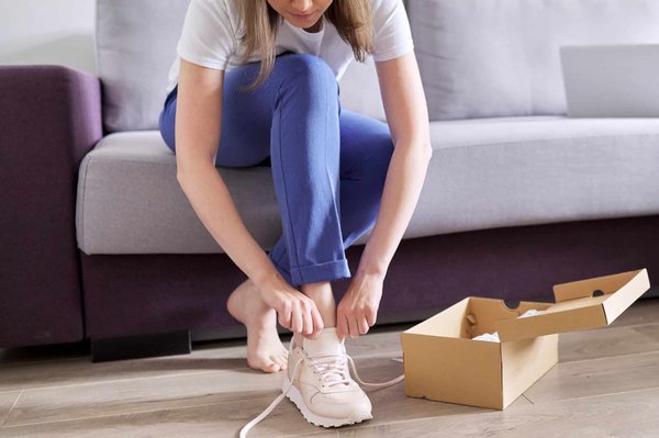 Quels sont les avantages et les inconvénients des sneakers et des baskets authentiques par rapport aux imitations ?