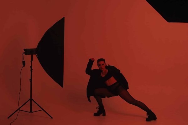 Astuces pour un look distinctif avec des vestes à motifs audacieux