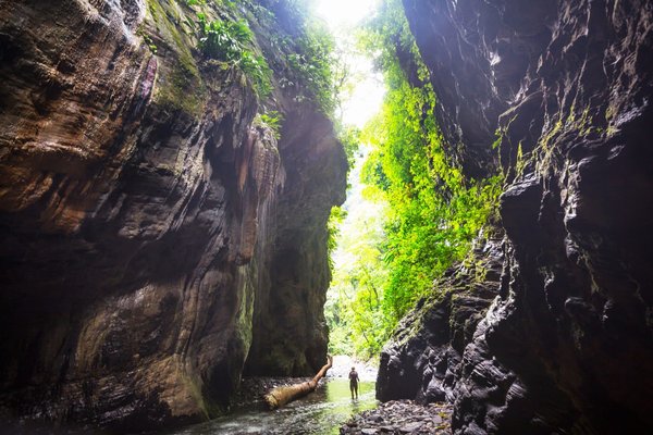 Comment élaborer un programme de soins de la peau naturel pour les femmes vivant en milieu urbain?