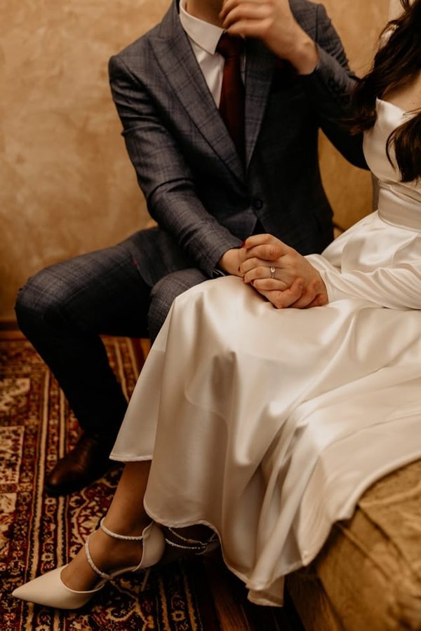 Quelles matières privilégier pour des vêtements de soirée confortables ?